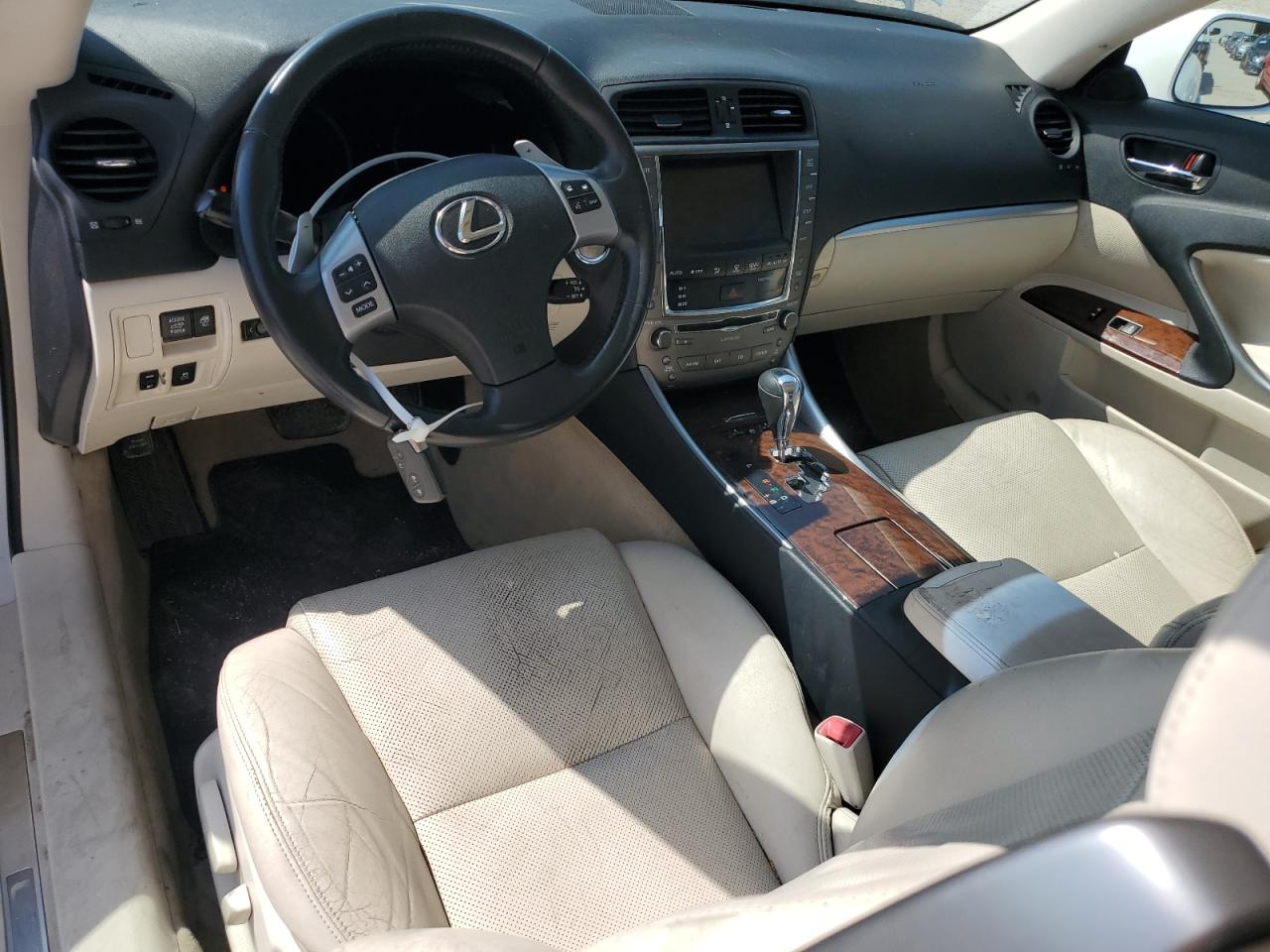 2012 LEXUS IS 350 photo 8