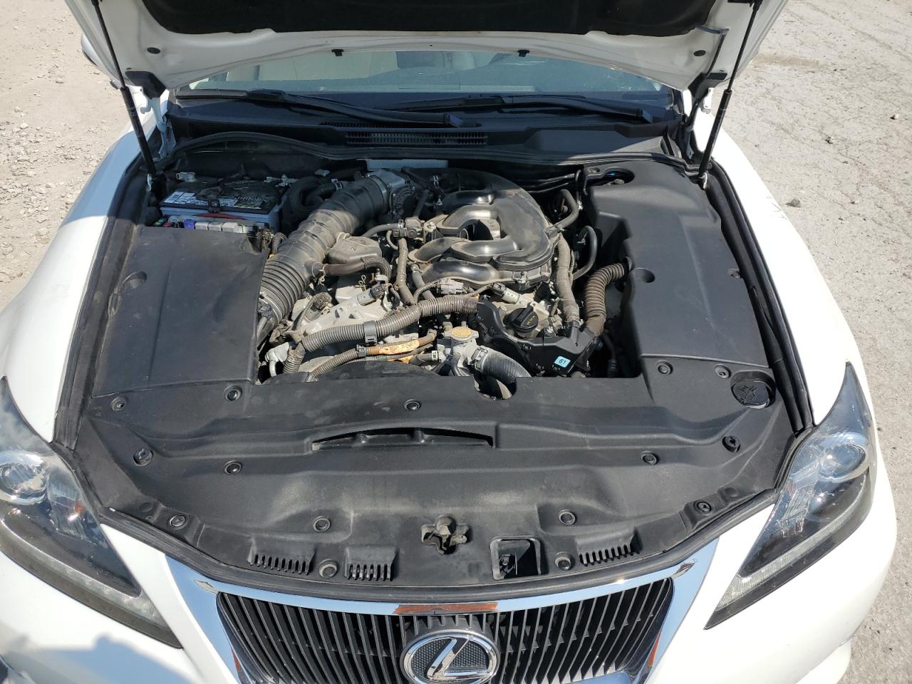 2012 LEXUS IS 350 photo 11