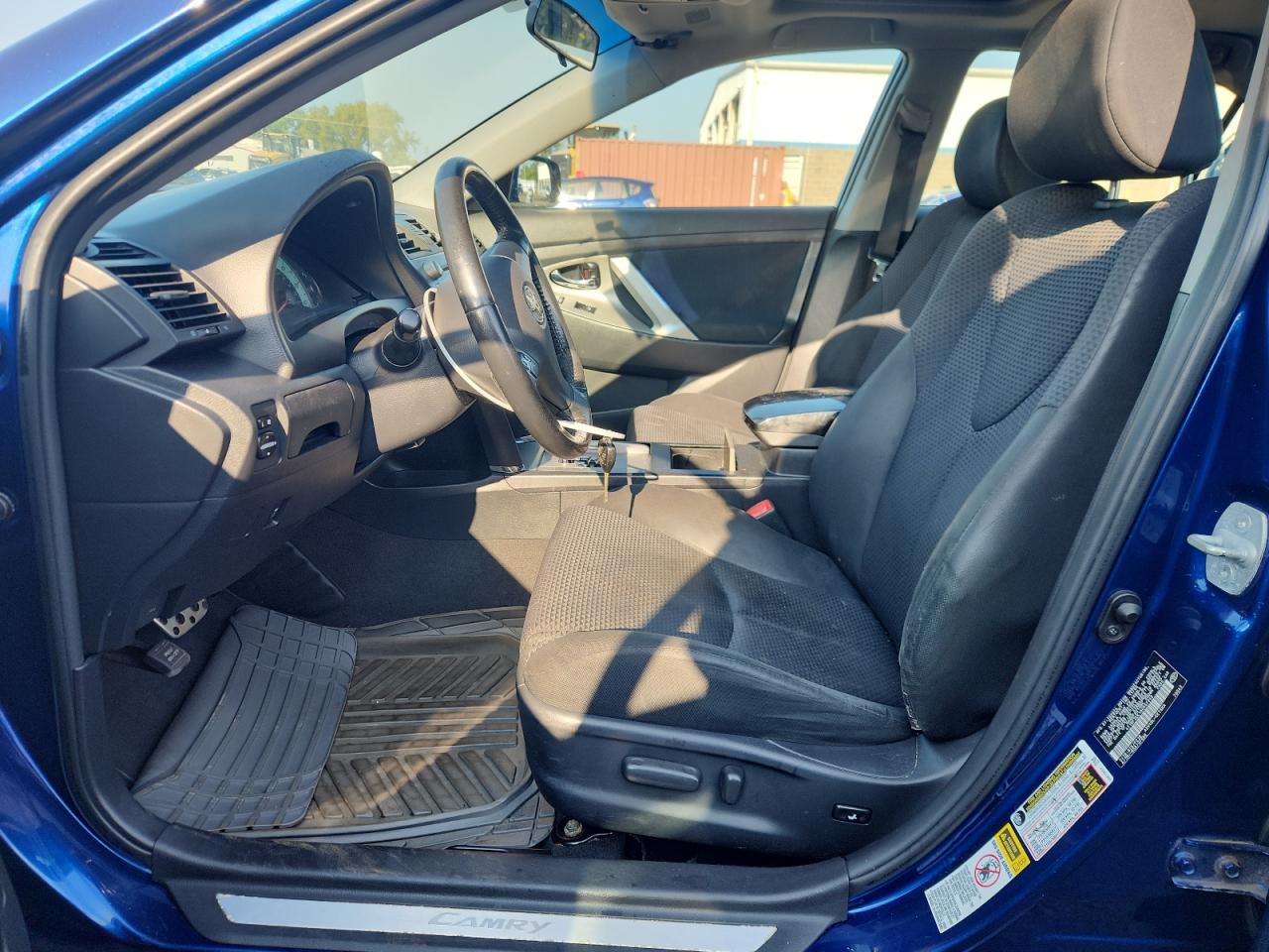 2010 TOYOTA CAMRY BASE photo 19