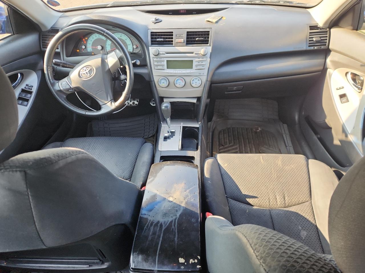 2010 TOYOTA CAMRY BASE photo 22