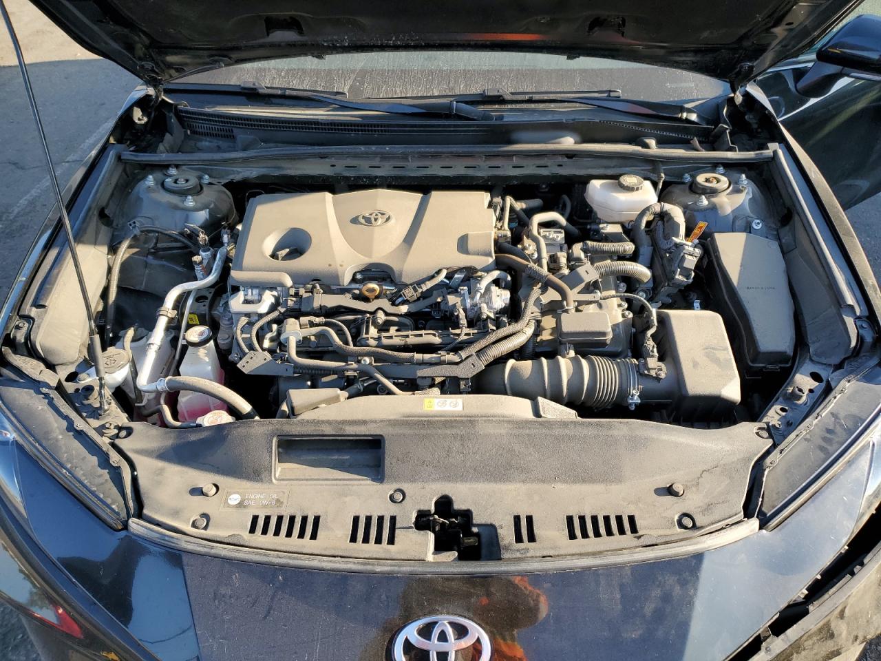 2025 TOYOTA CAMRY XSE photo 11