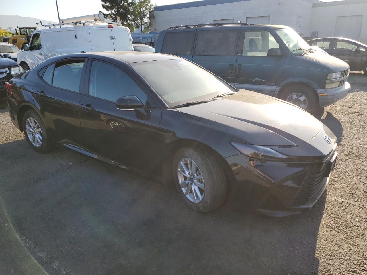 2025 TOYOTA CAMRY XSE photo 4