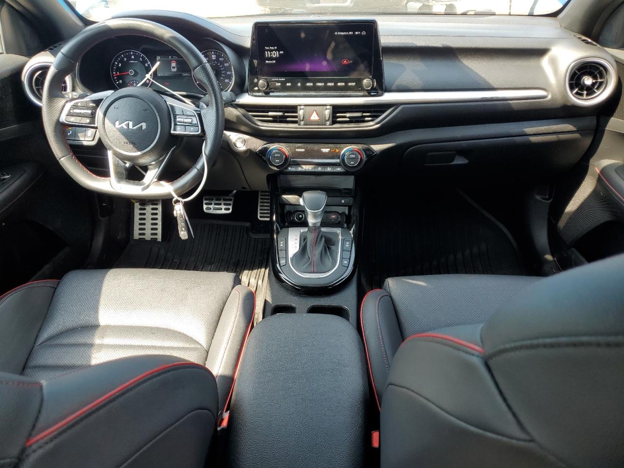 2023 KIA FORTE GT photo 15