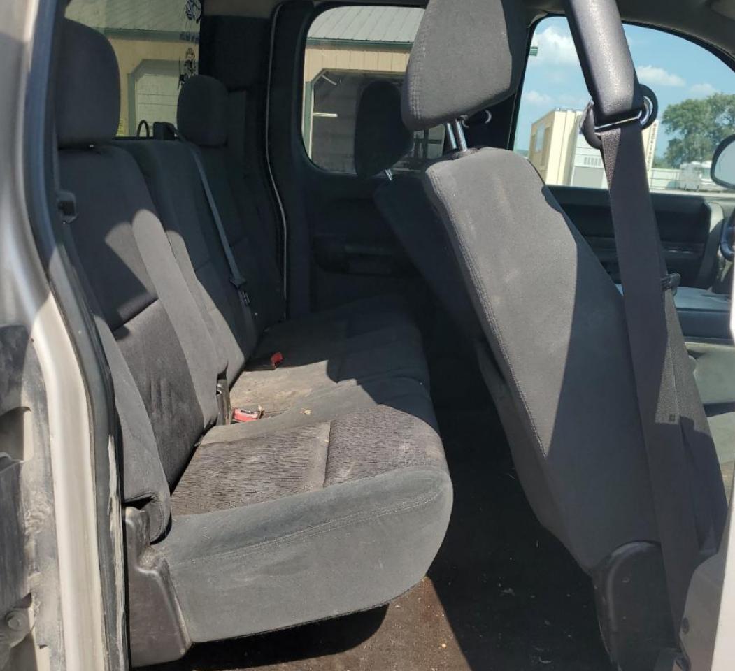 2009 CHEVROLET SILVERADO K1500 LT photo 28