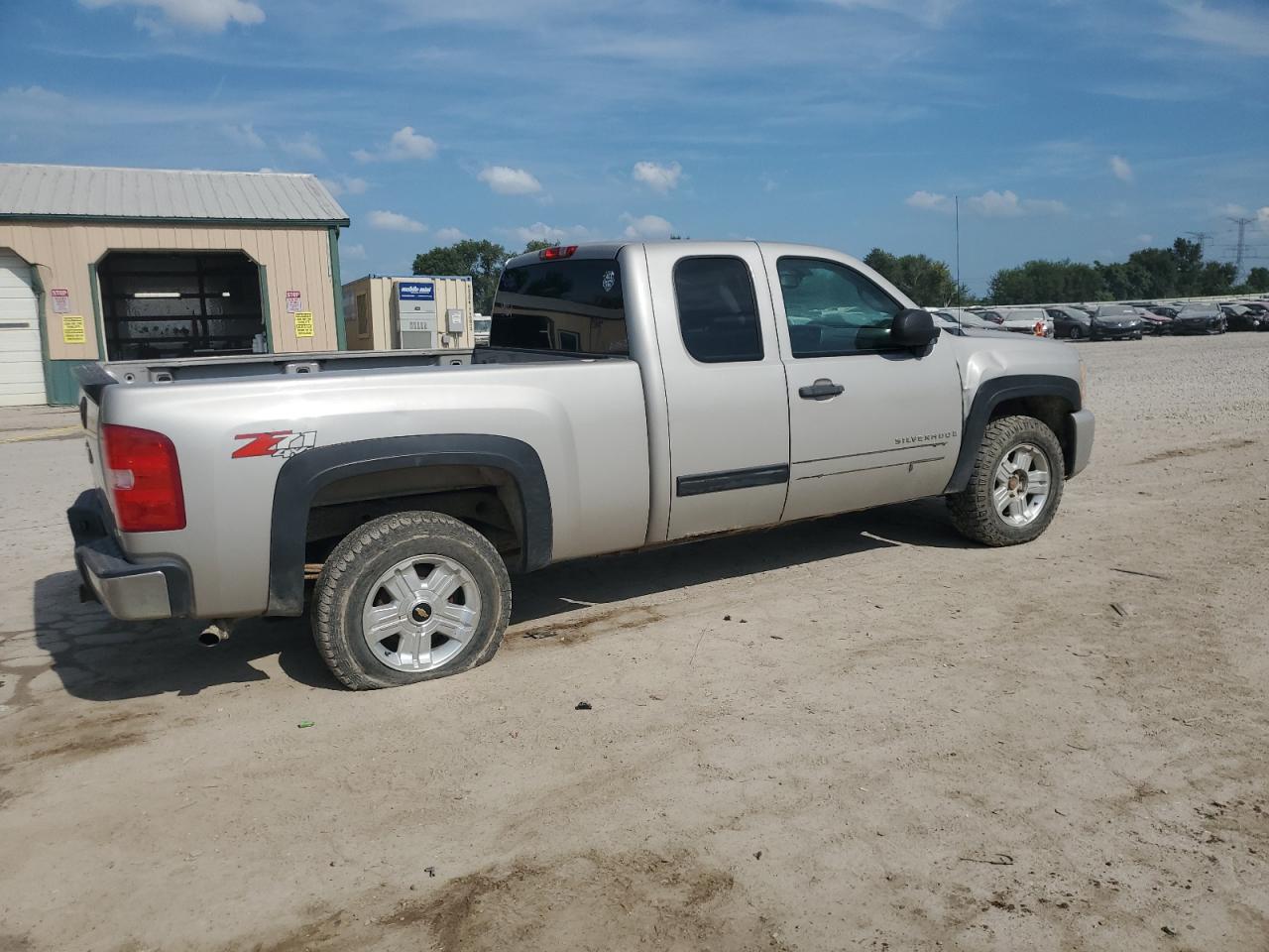 2009 CHEVROLET SILVERADO K1500 LT photo 7