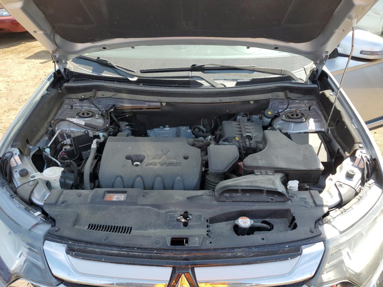 2016 MITSUBISHI OUTLANDER SE photo 12