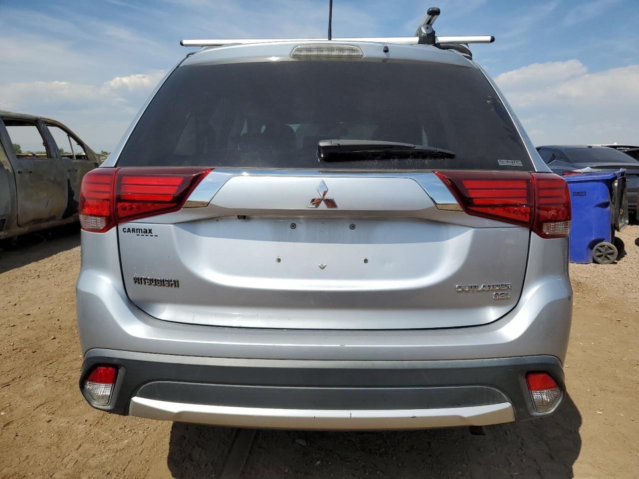 2016 MITSUBISHI OUTLANDER SE photo 6