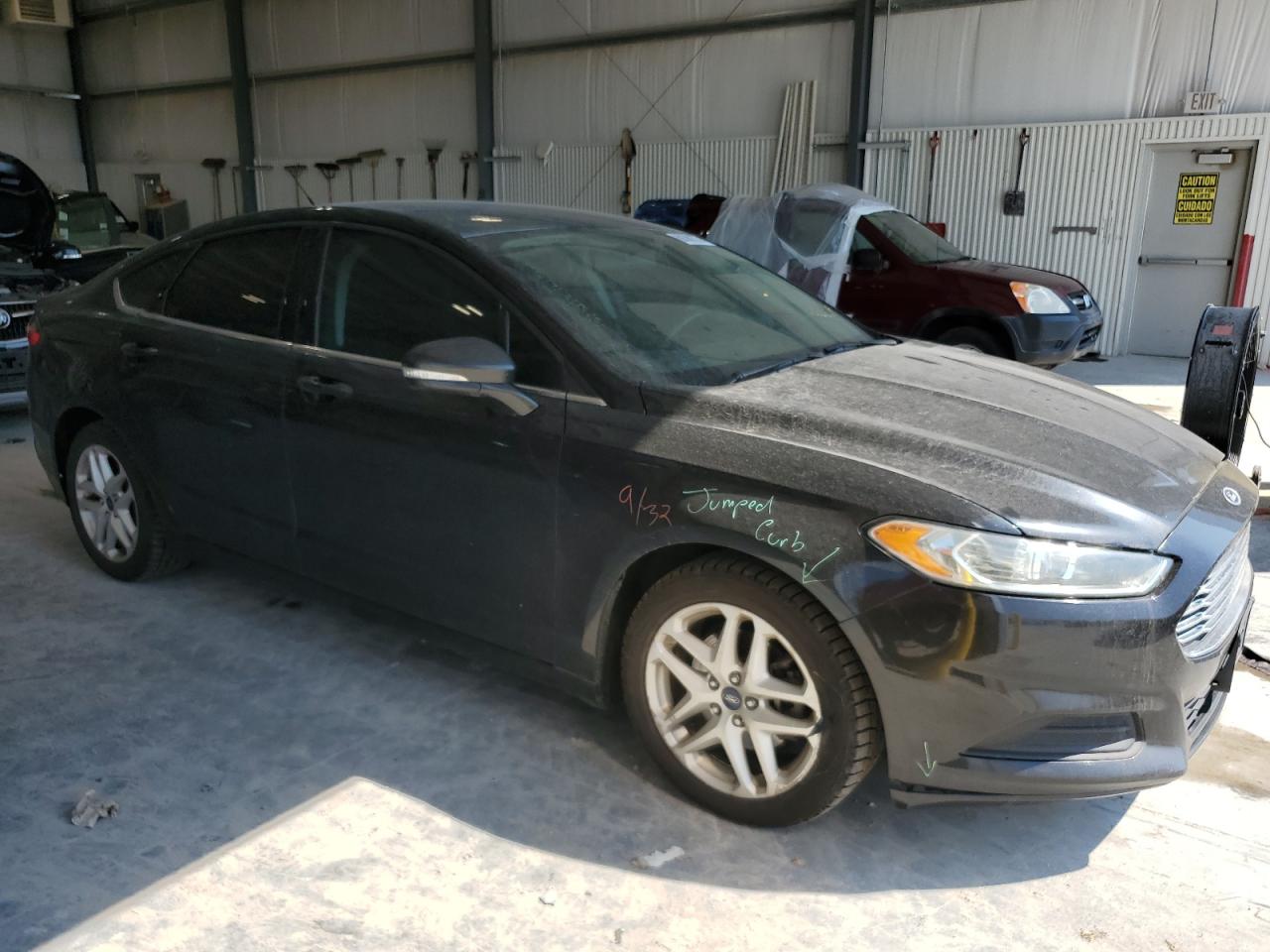 2015 FORD FUSION SE photo 4