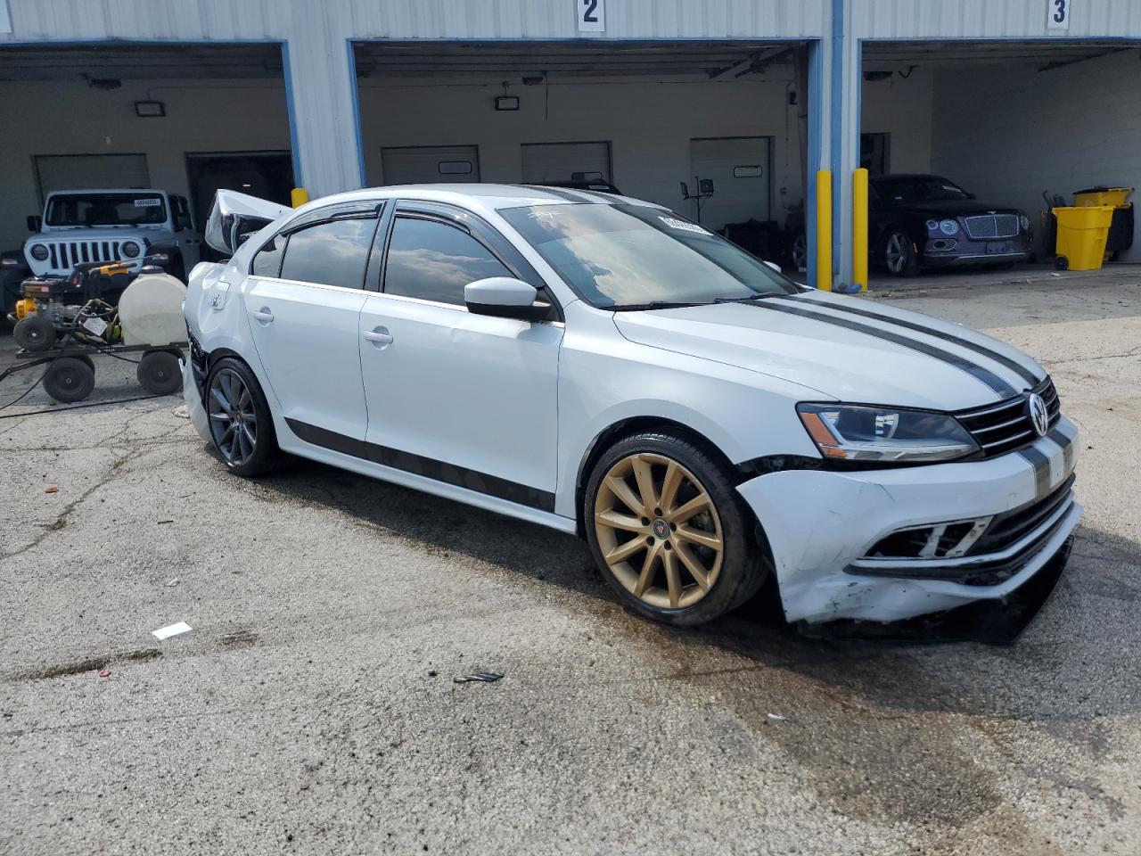 2017 VOLKSWAGEN JETTA S photo 4