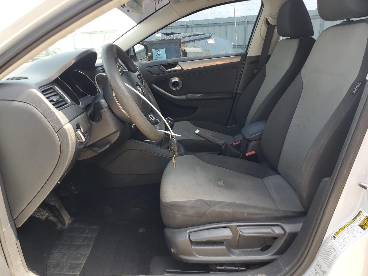 2017 VOLKSWAGEN JETTA S photo 7