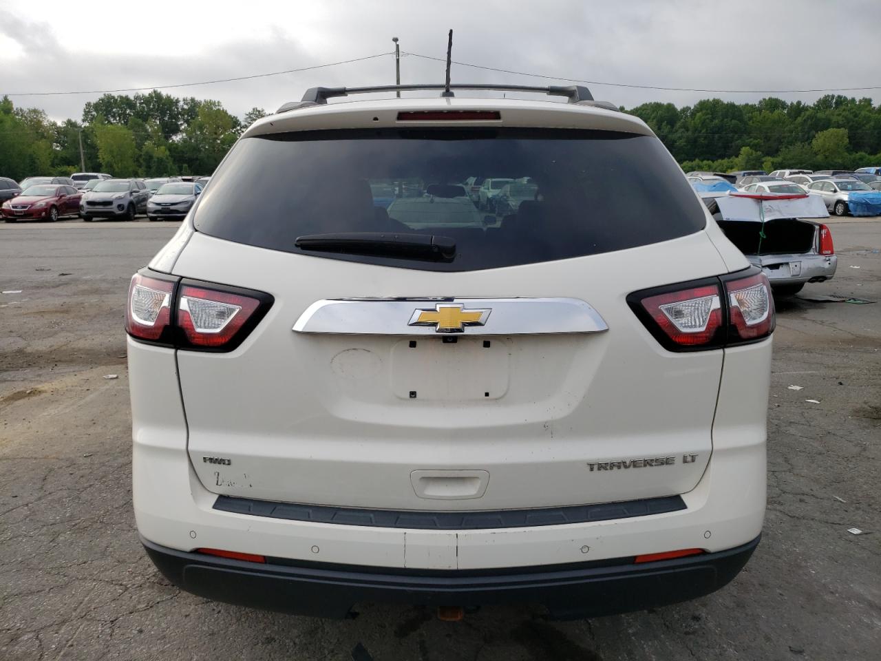 2014 CHEVROLET TRAVERSE LT photo 11