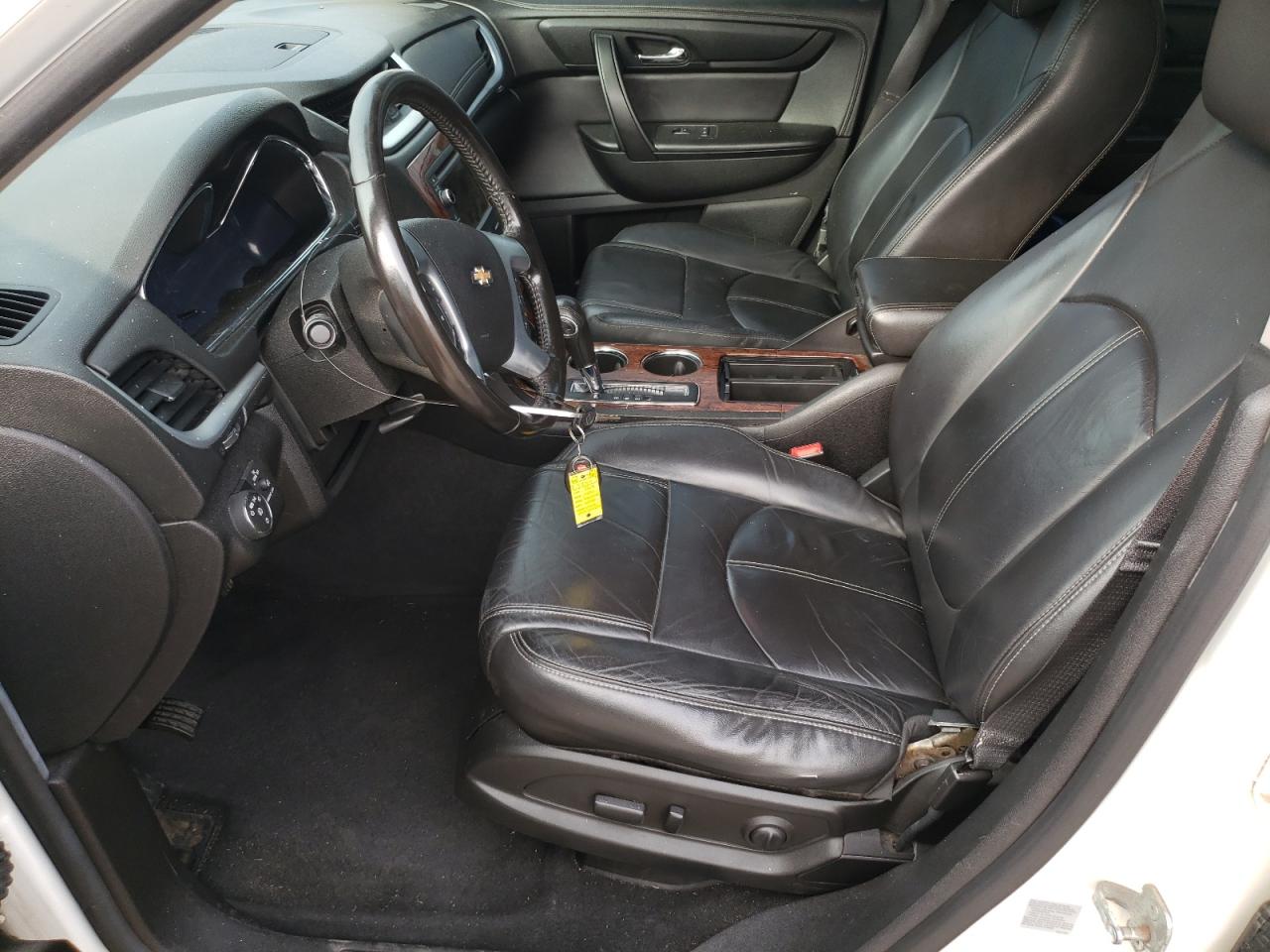 2014 CHEVROLET TRAVERSE LT photo 13