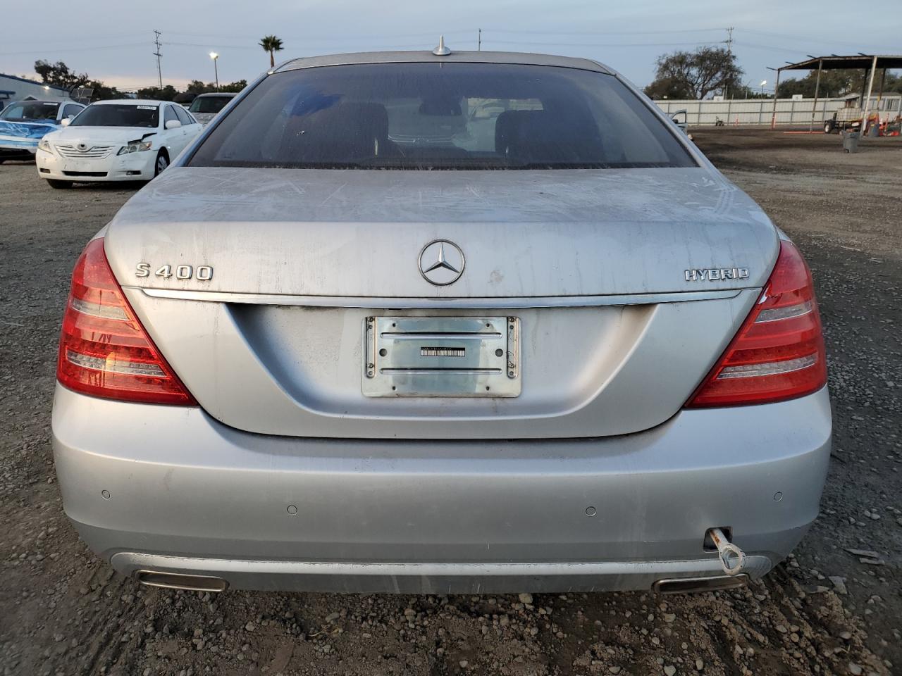 2010 MERCEDES-BENZ S 400 photo 11