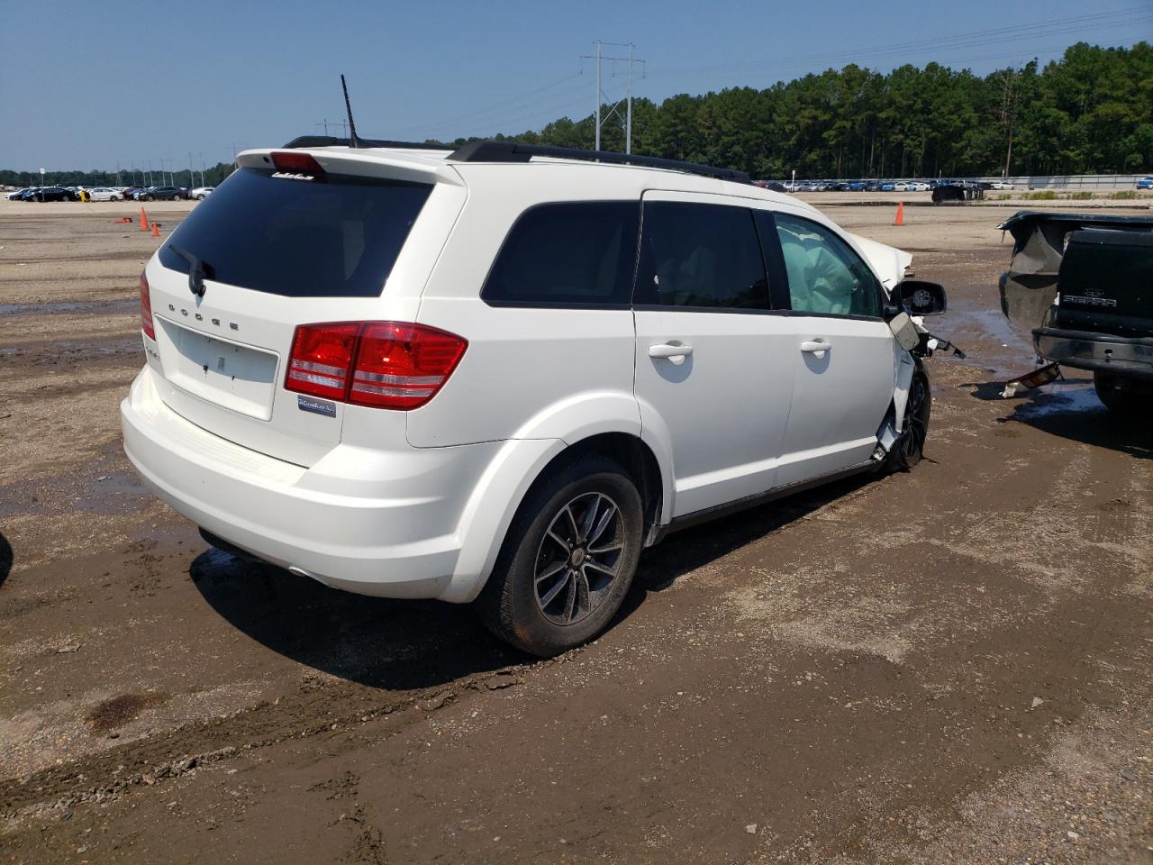 2018 DODGE JOURNEY SE photo 5