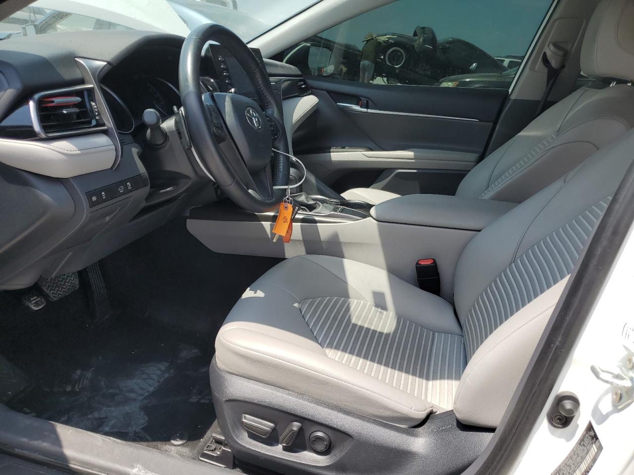 2023 TOYOTA CAMRY SE photo 13