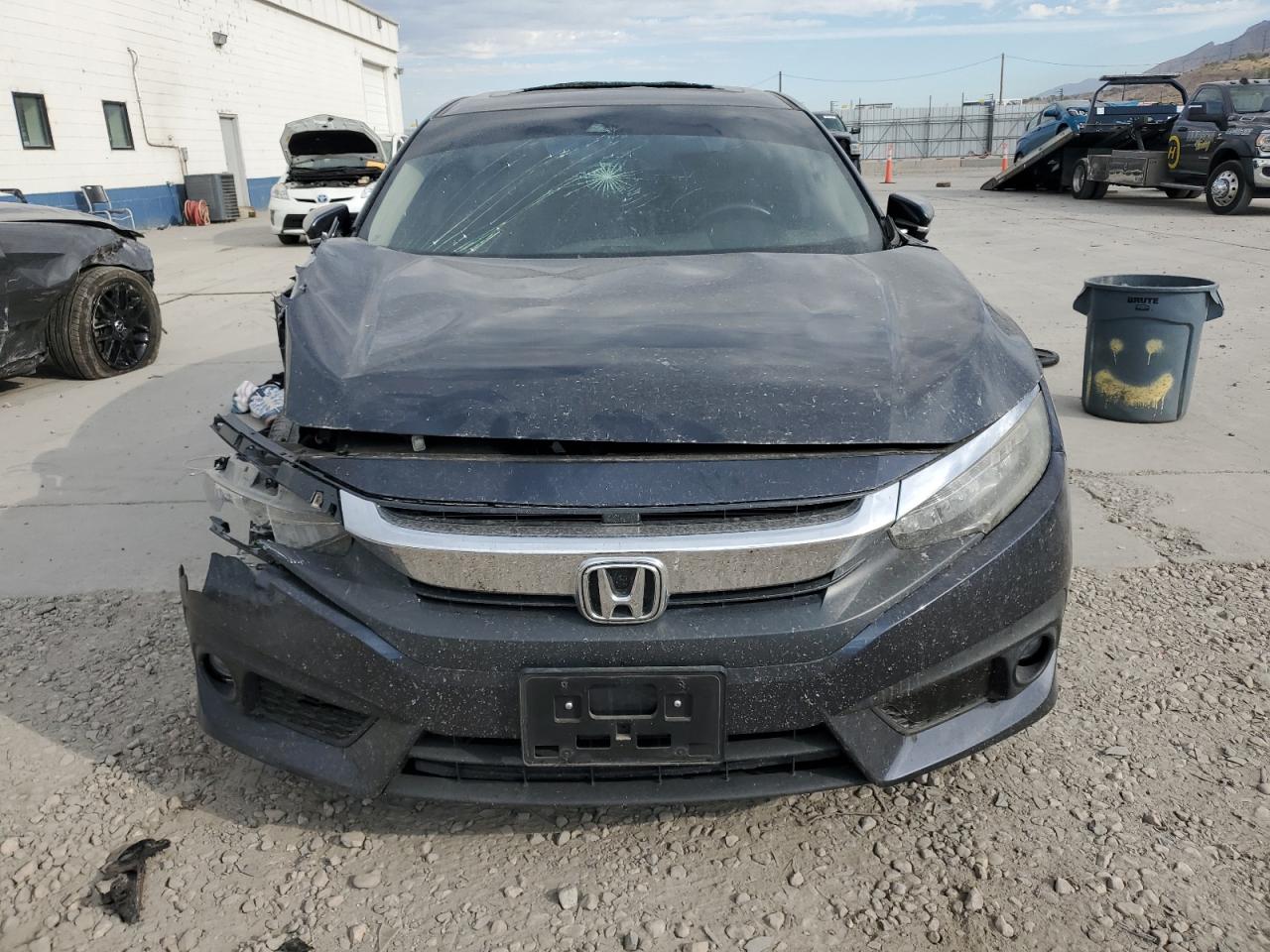 2016 HONDA CIVIC TOURING photo 9