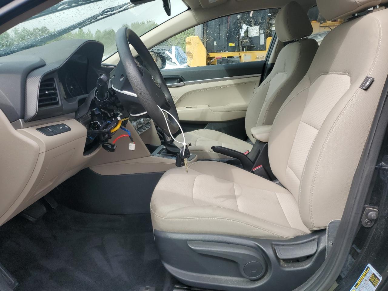 2020 HYUNDAI ELANTRA SE photo 7