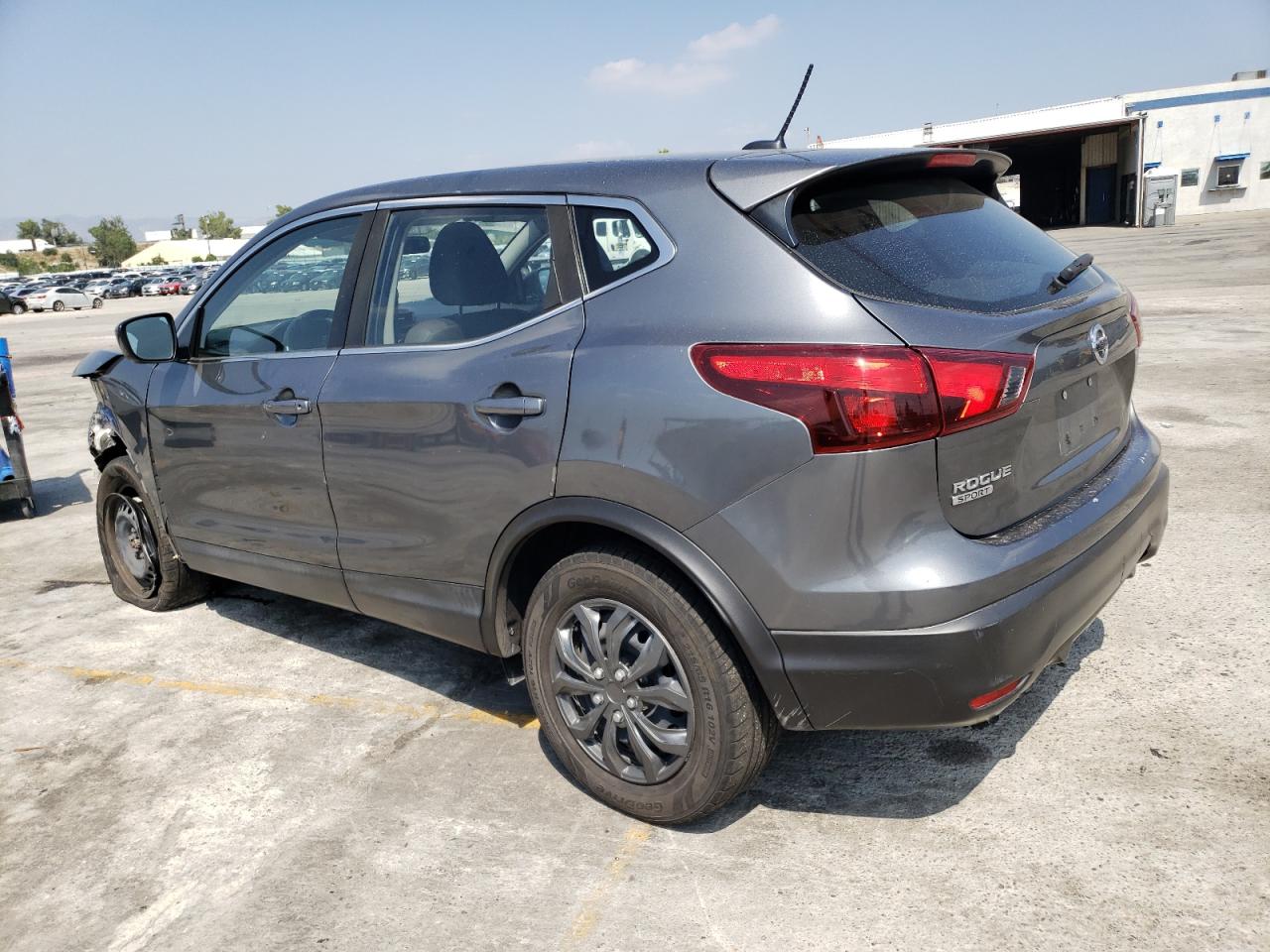 2019 NISSAN ROGUE SPORT S photo 2