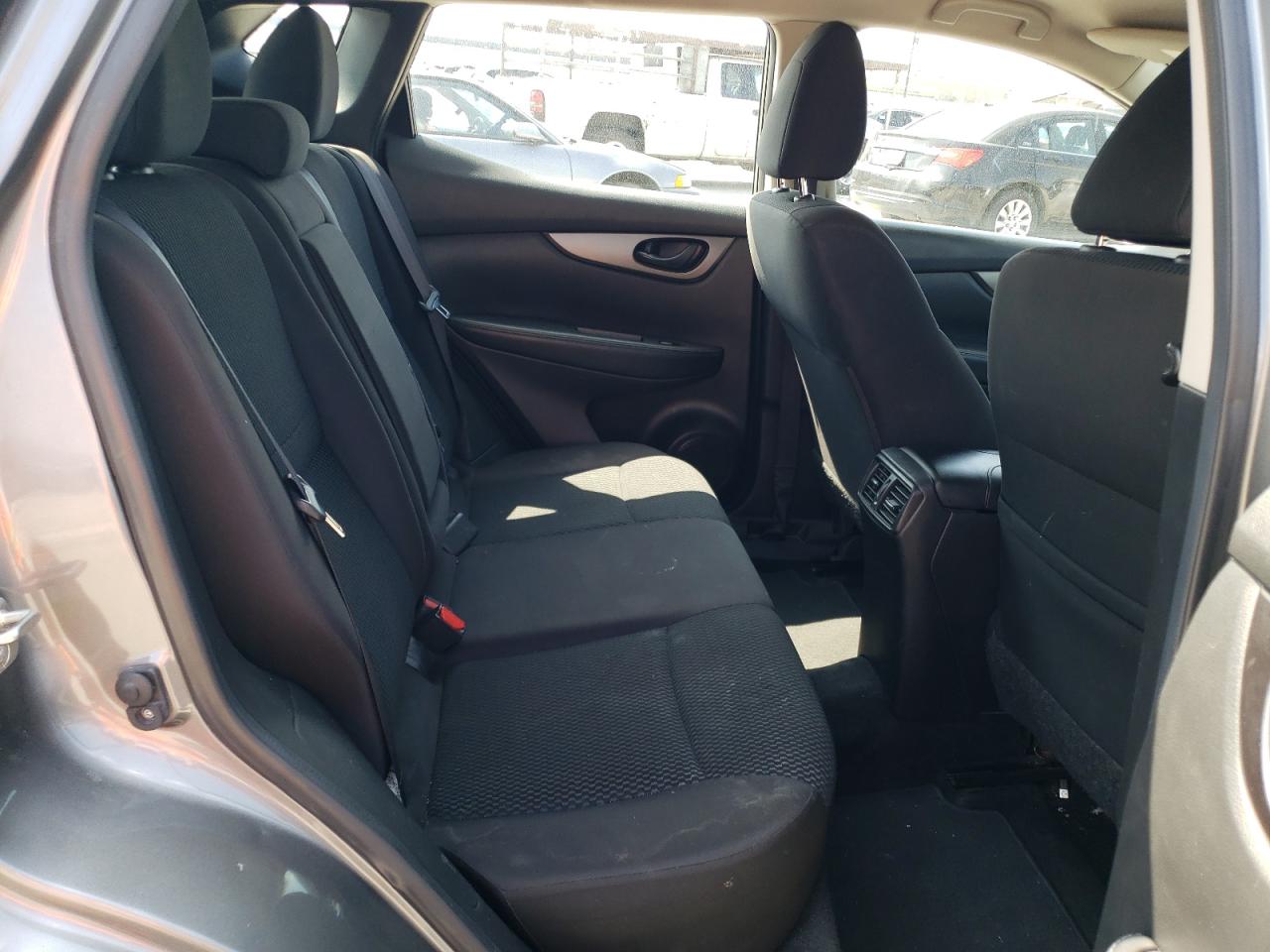 2019 NISSAN ROGUE SPORT S photo 11