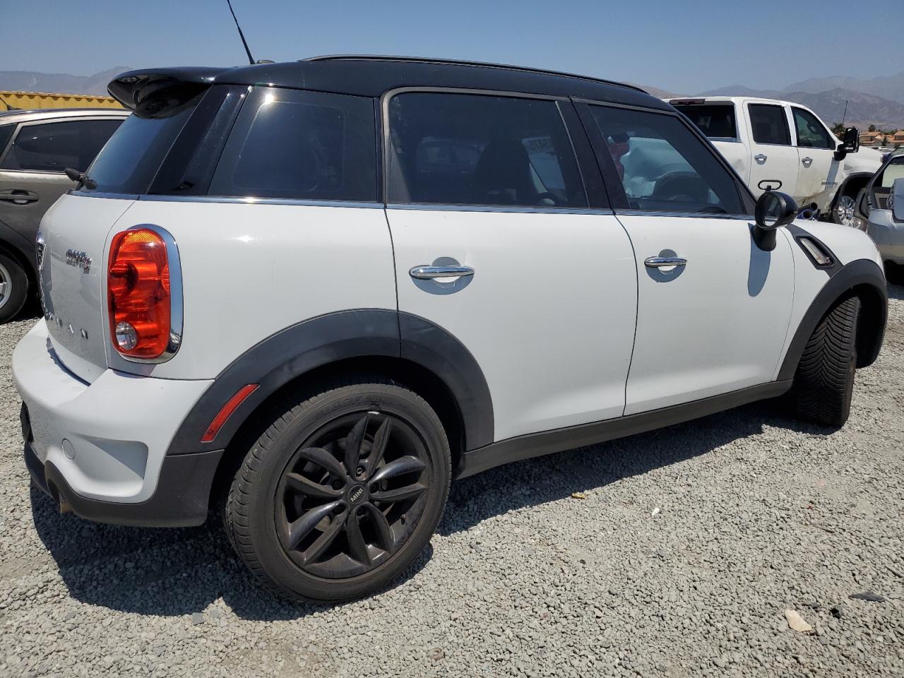 2016 MINI COOPER S COUNTRYMAN photo 5