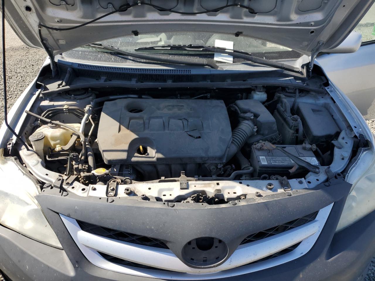 2012 TOYOTA COROLLA LE photo 21