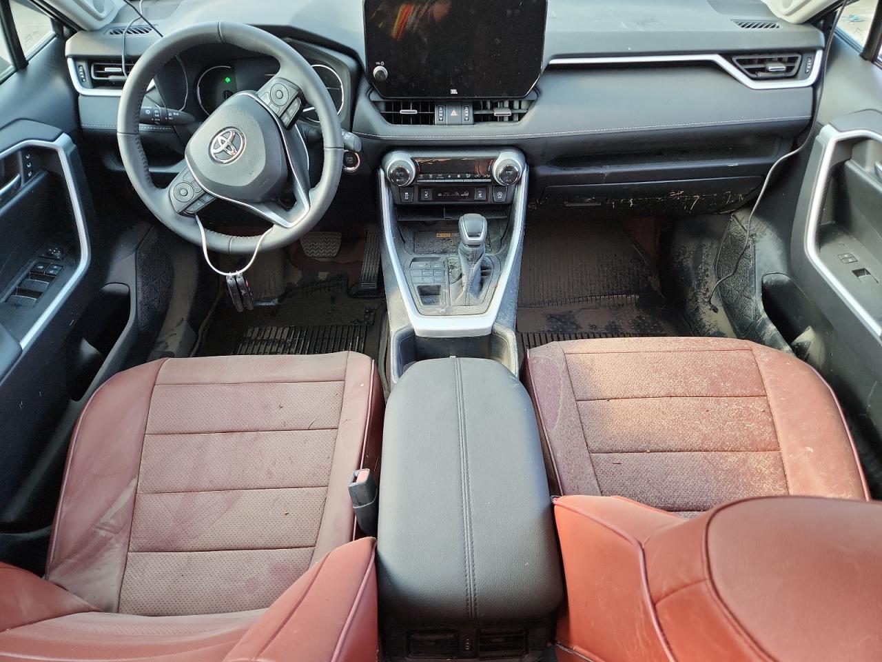2024 TOYOTA RAV4 XLE PREMIUM photo 15