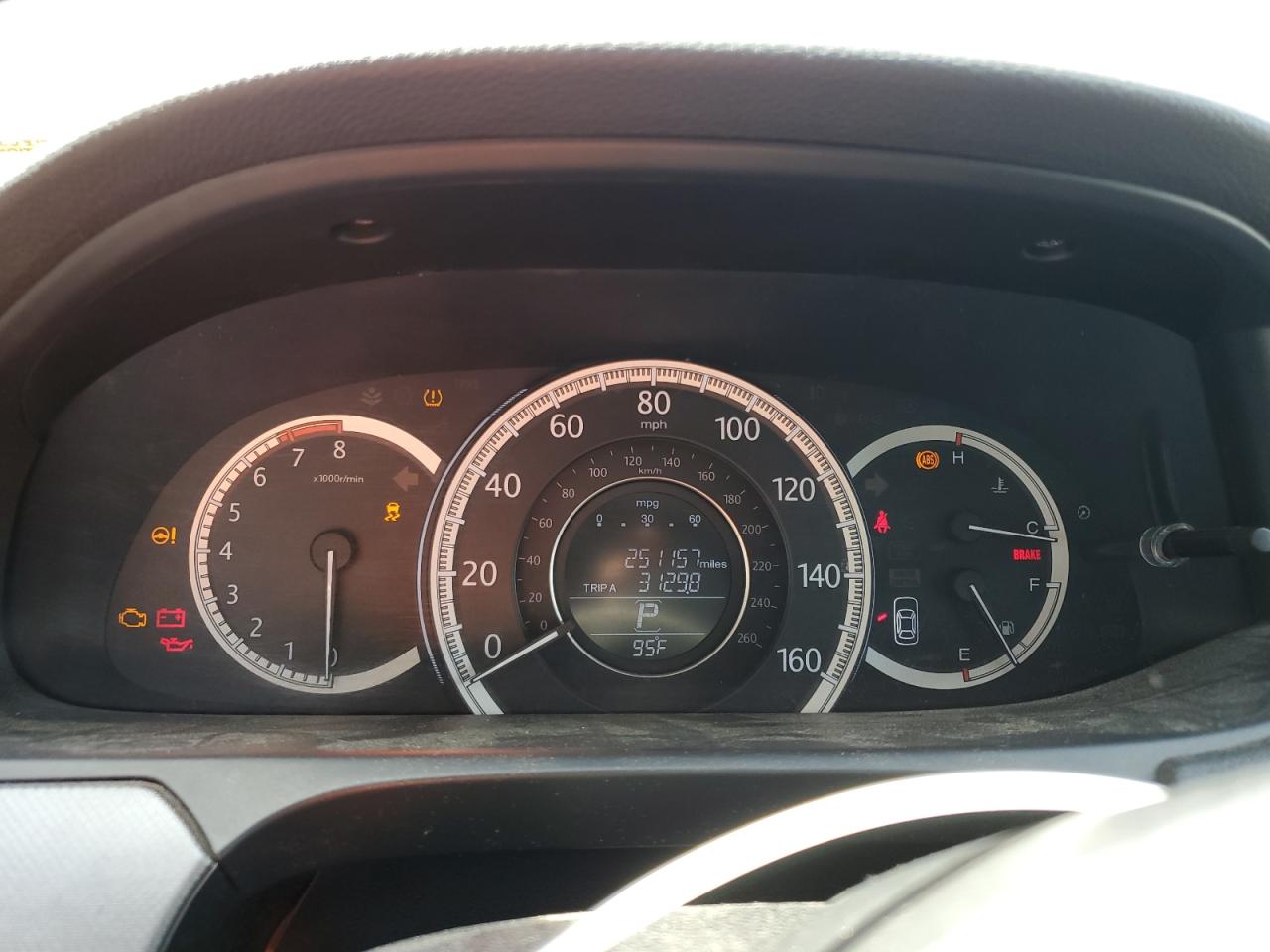 2013 HONDA ACCORD LX photo 9