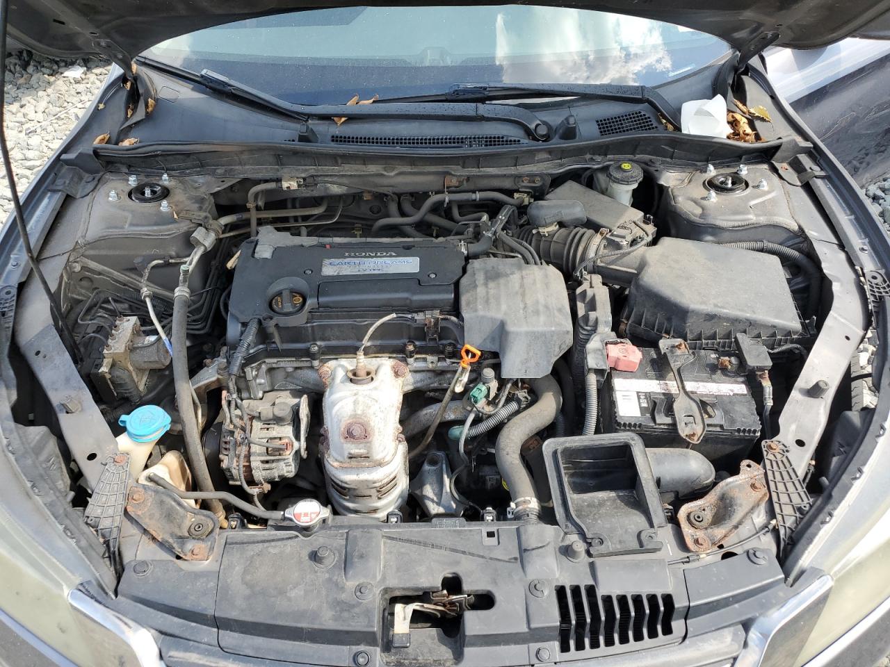 2013 HONDA ACCORD LX photo 11