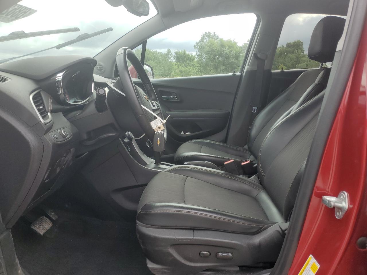 2019 CHEVROLET TRAX 1LT photo 13