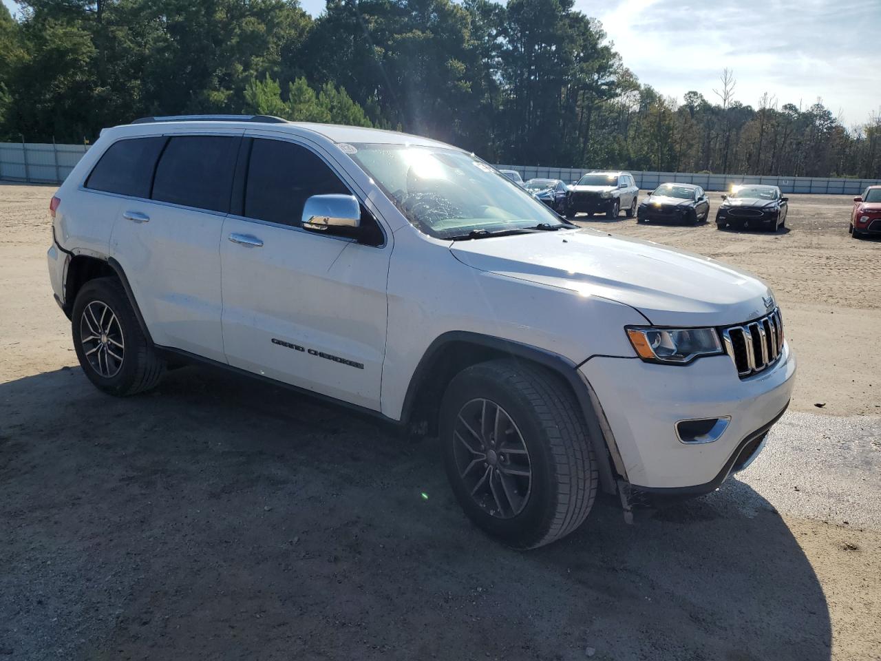 2018 JEEP GRAND CHEROKEE LIMITED photo 4