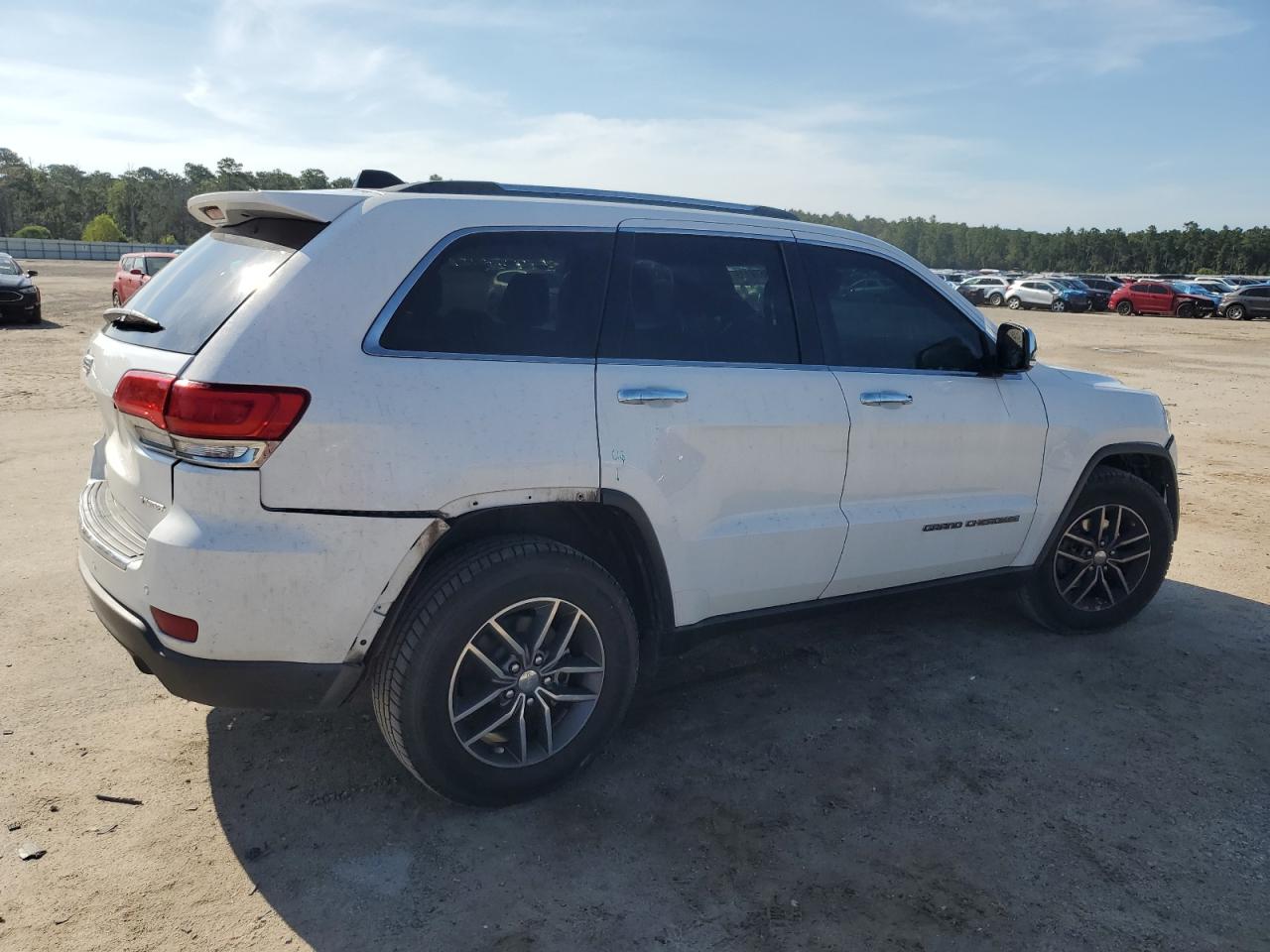 2018 JEEP GRAND CHEROKEE LIMITED photo 3