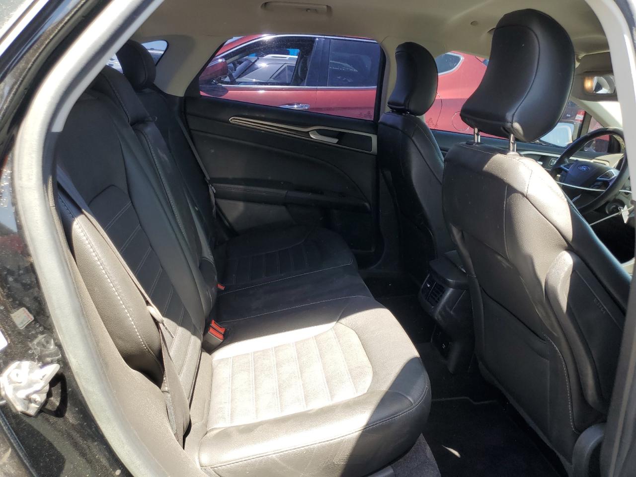 2016 FORD FUSION SE PHEV photo 10