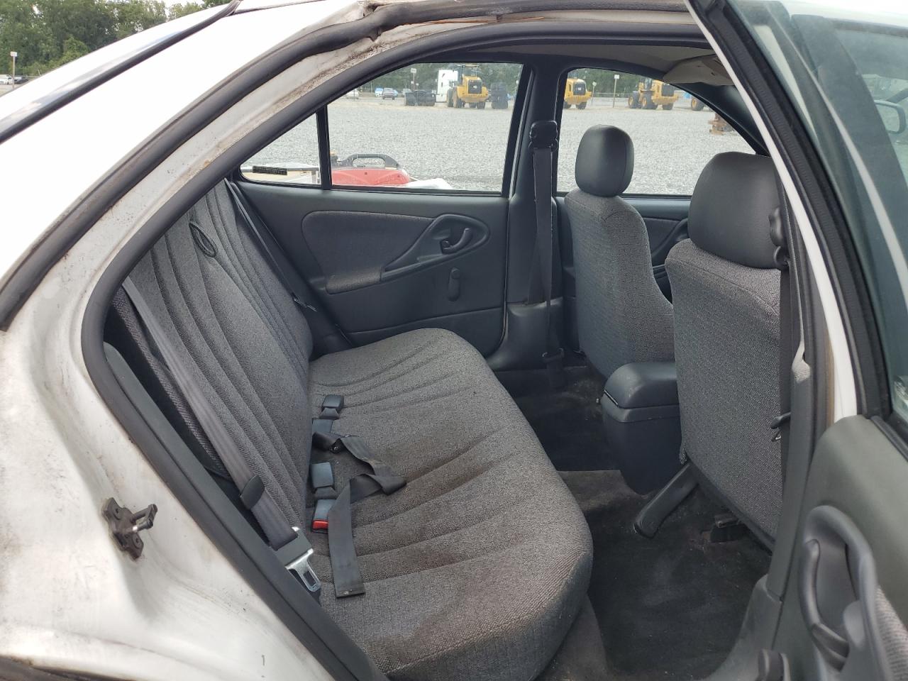 2001 CHEVROLET CAVALIER BASE photo 10