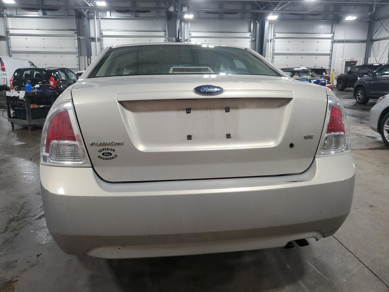 2009 FORD FUSION SE photo 11