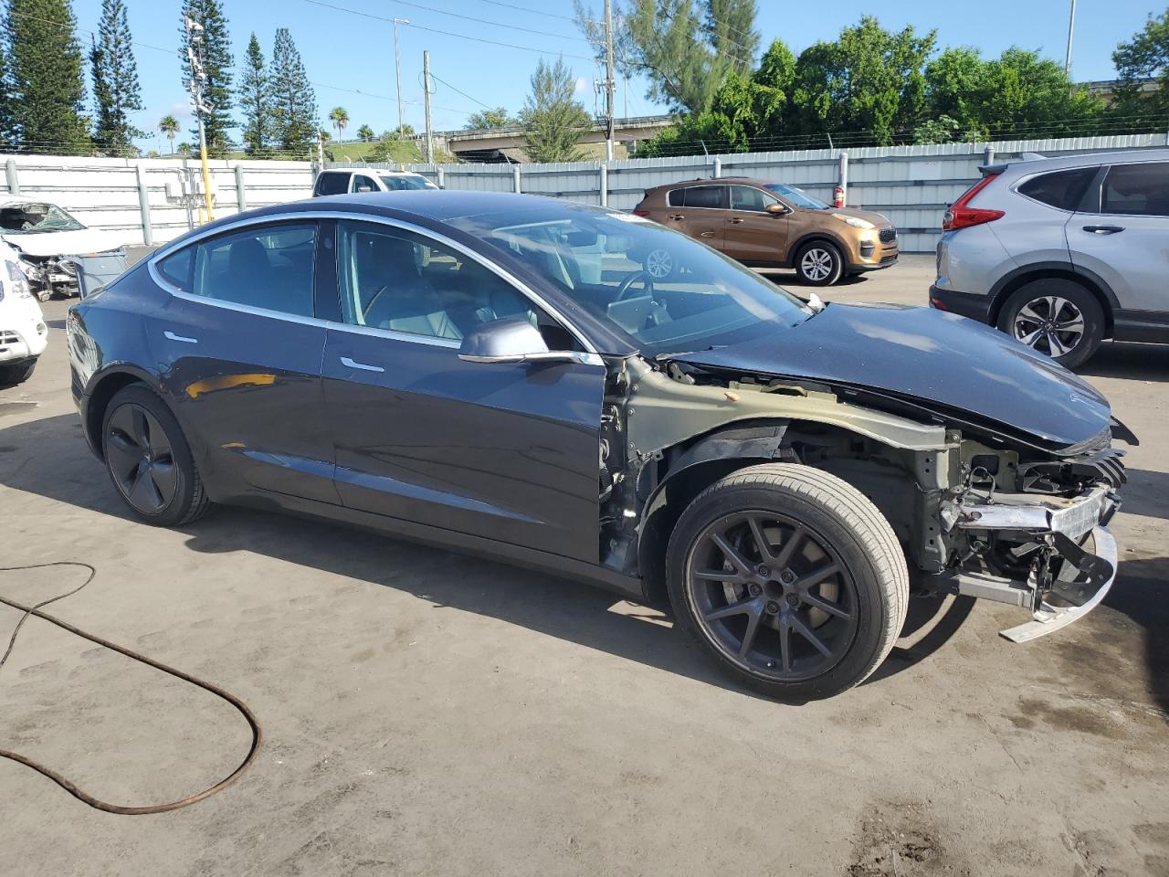 2018 TESLA MODEL 3 photo 4