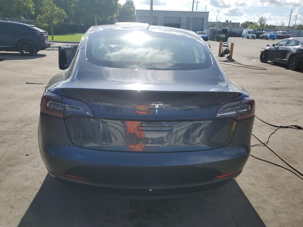 2018 TESLA MODEL 3 photo 6