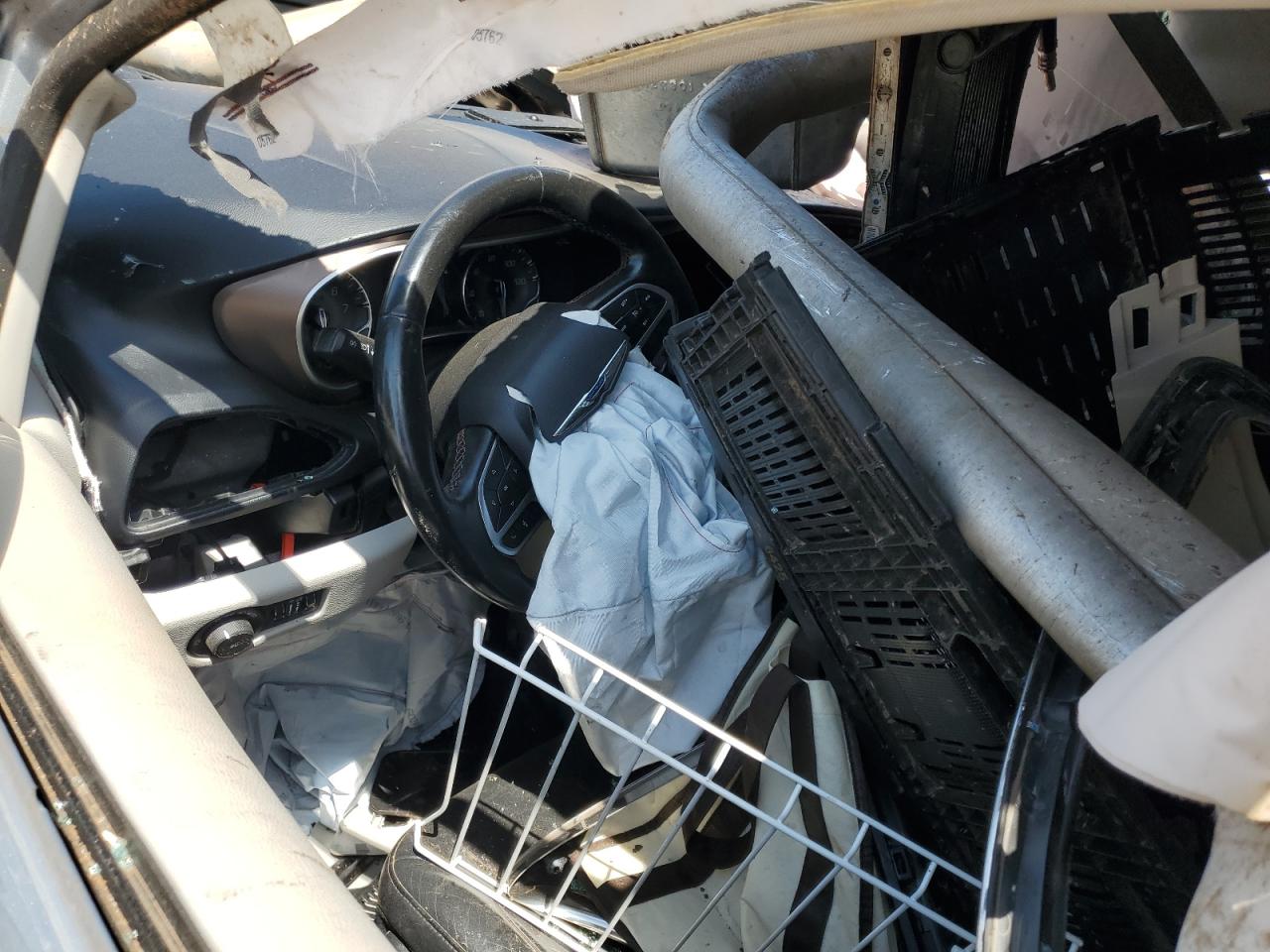 2019 CHRYSLER PACIFICA TOURING L photo 22