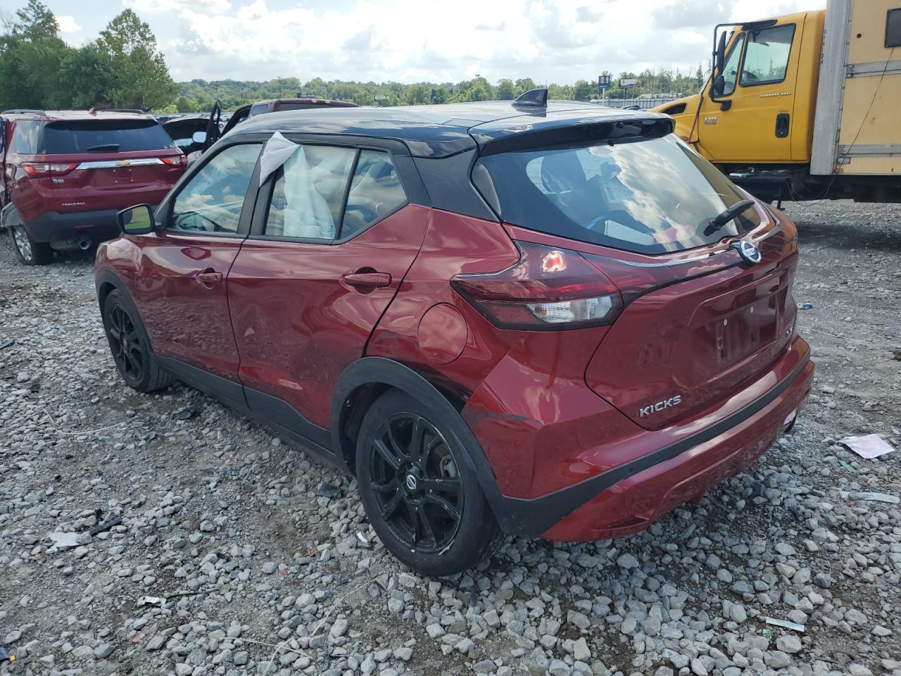 2021 NISSAN KICKS SV photo 4