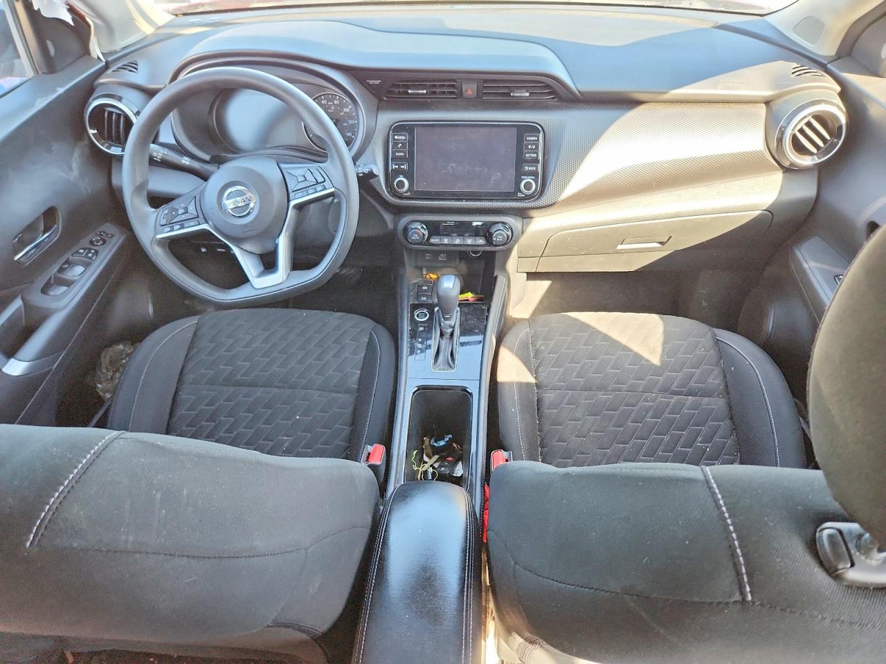 2021 NISSAN KICKS SV photo 22