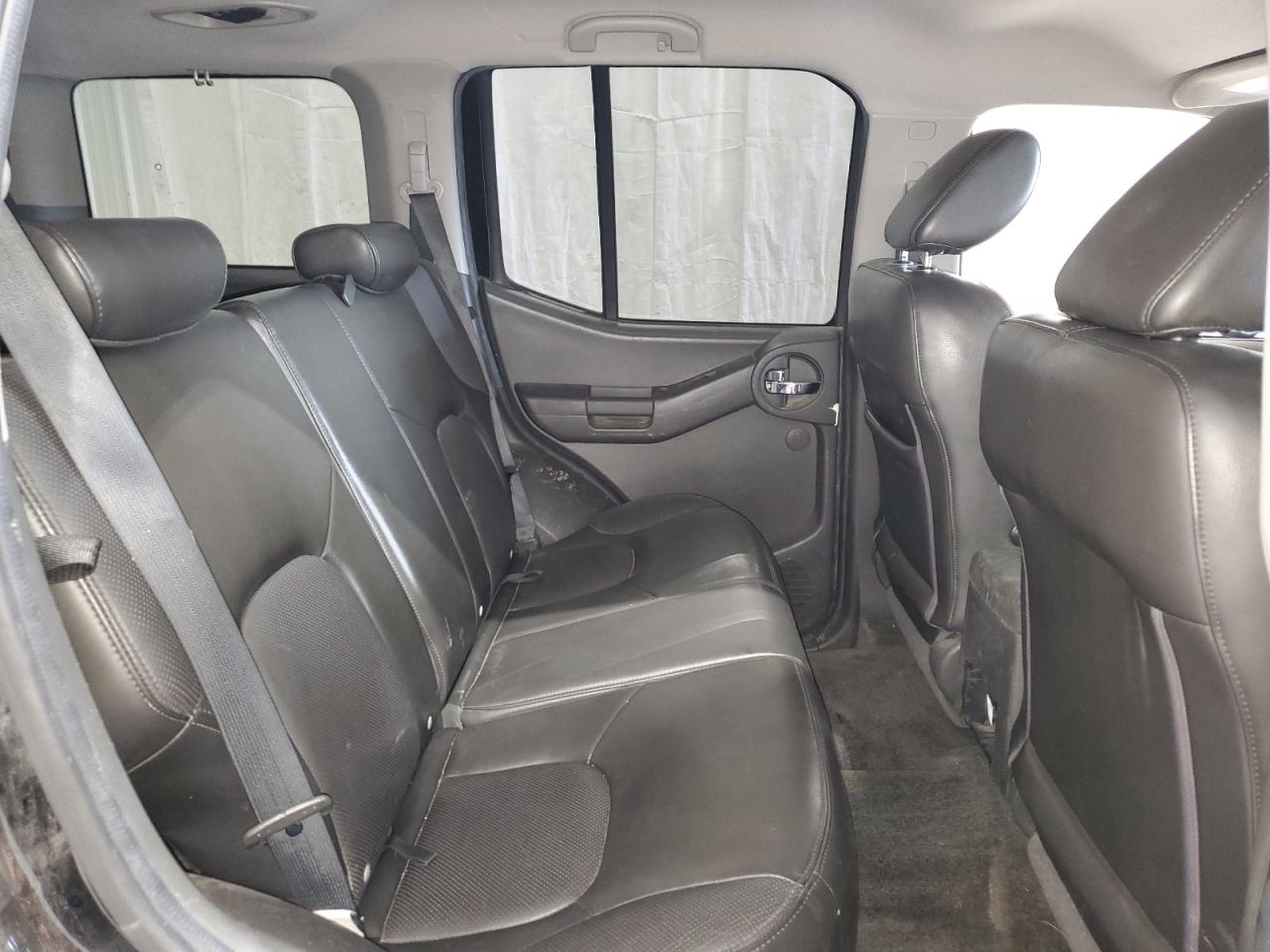 2010 NISSAN XTERRA X photo 31