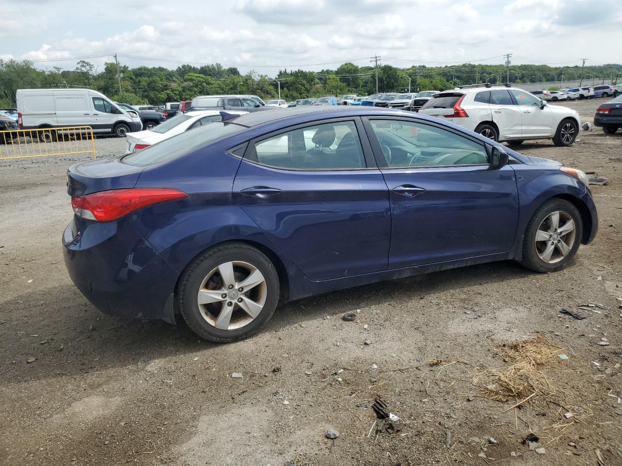 2013 HYUNDAI ELANTRA GLS photo 5