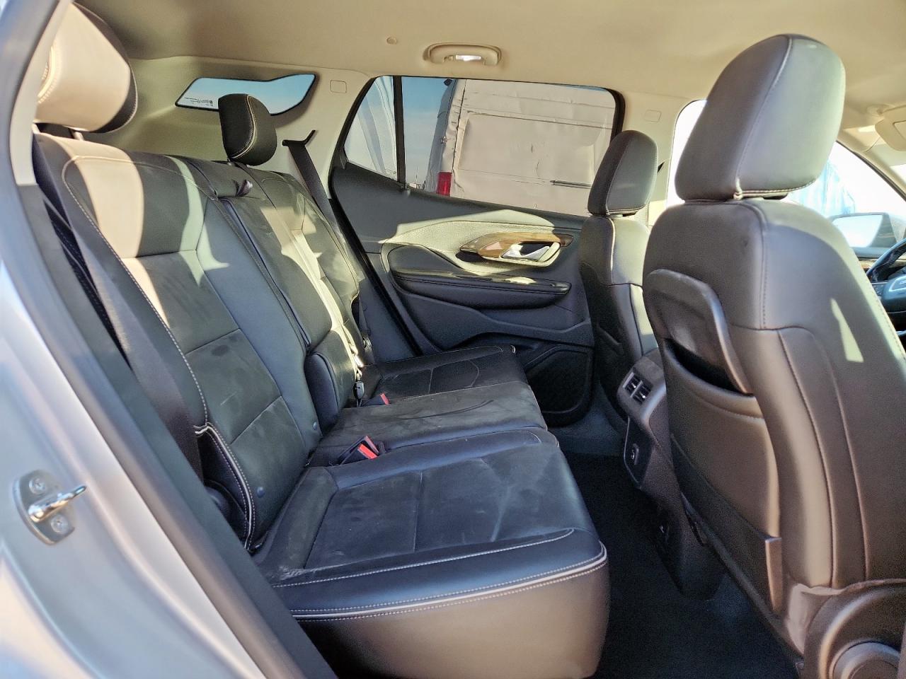 2019 GMC TERRAIN DENALI photo 21