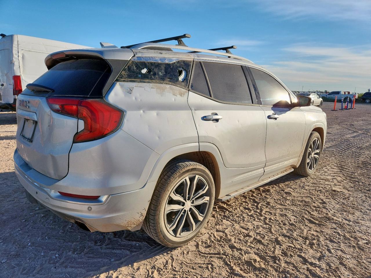 2019 GMC TERRAIN DENALI photo 5
