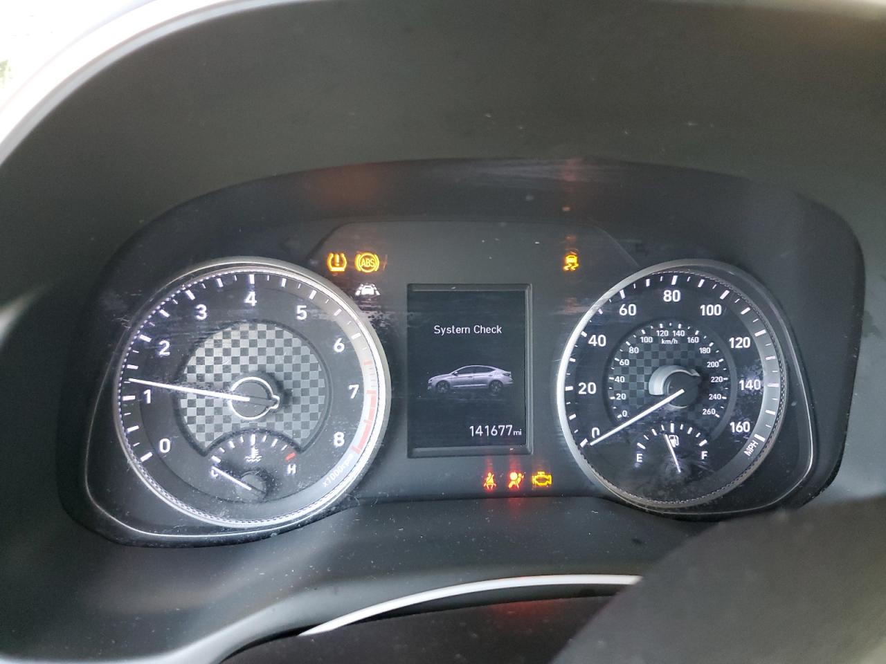 2020 HYUNDAI ELANTRA SEL photo 9
