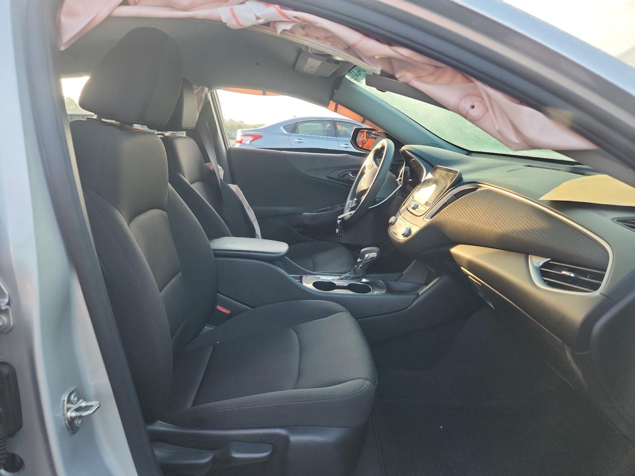 2021 CHEVROLET MALIBU LS photo 13