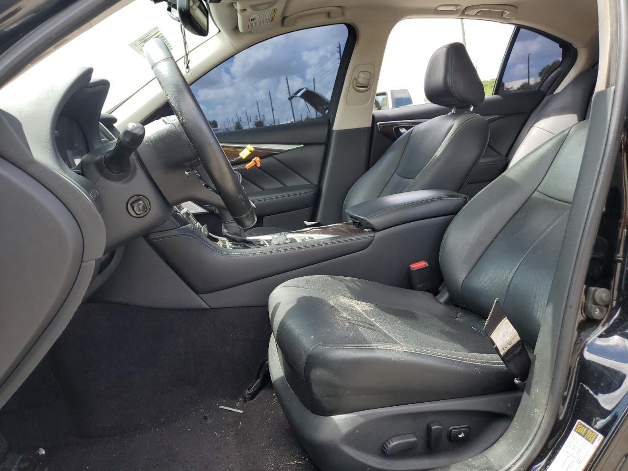 2018 INFINITI Q50 3.0T LUXE photo 13
