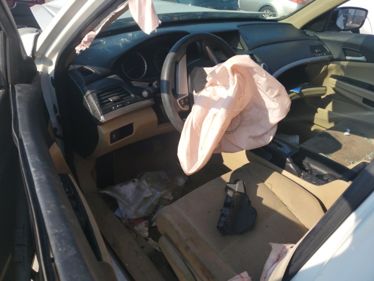 2012 HONDA ACCORD LX photo 15