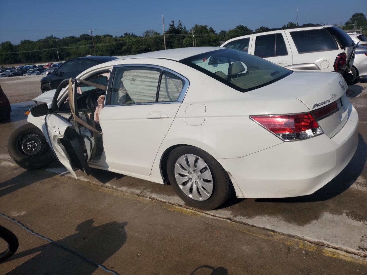2012 HONDA ACCORD LX photo 3