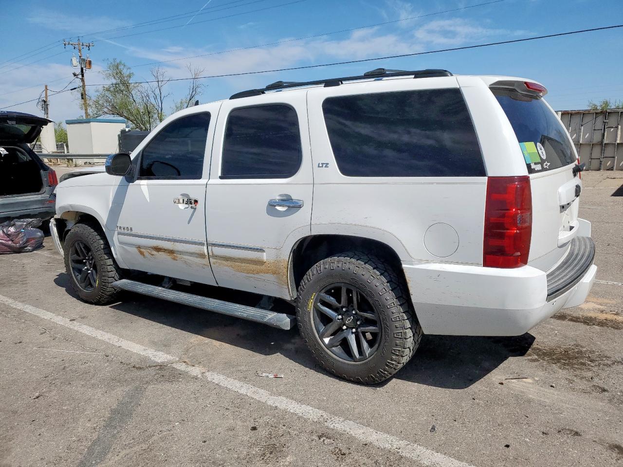 2013 CHEVROLET TAHOE K1500 LTZ photo 2