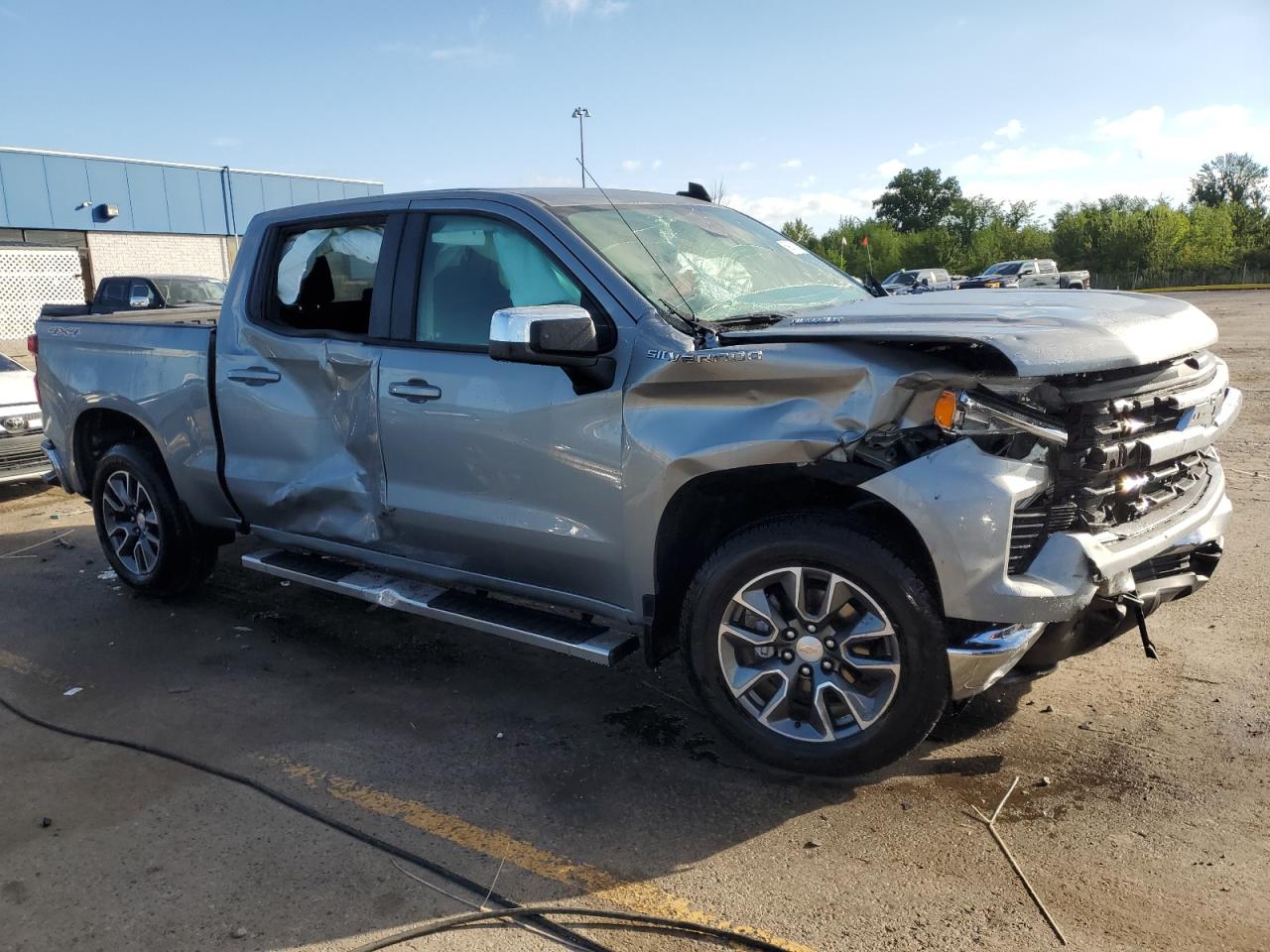 2025 CHEVROLET SILVERADO K1500 LT-L photo 10